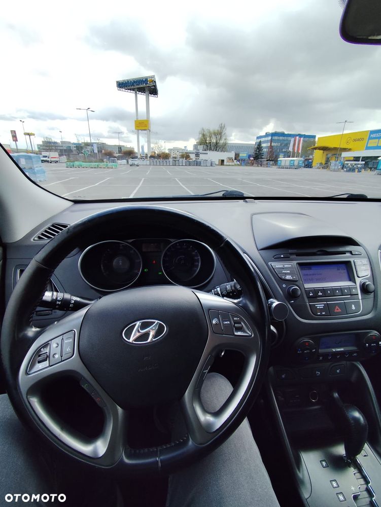 Hyundai ix35 2.0 CRDi 4WD Automatik Finale Gold - 12