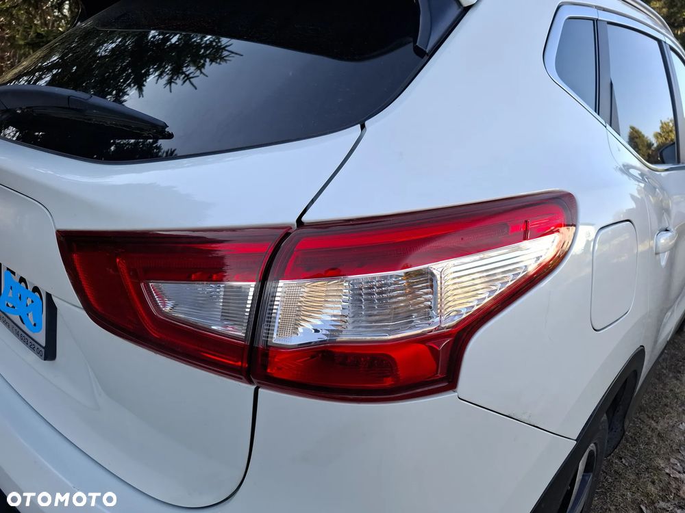 Nissan Qashqai ver-1-2-dig--t-acenta-eu6 - 4