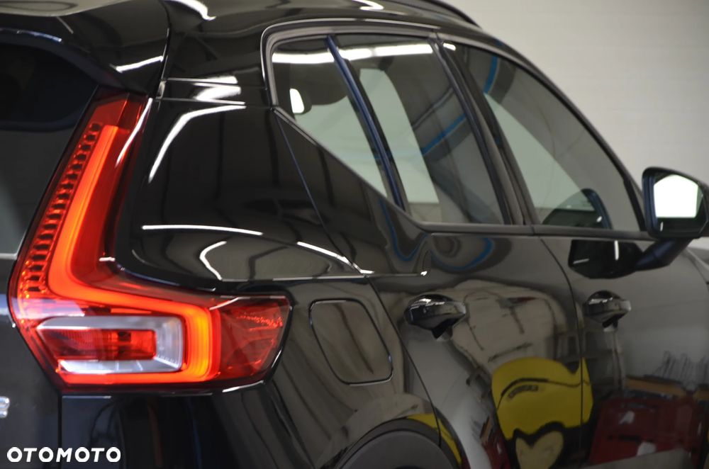 Volvo XC 40 - 18