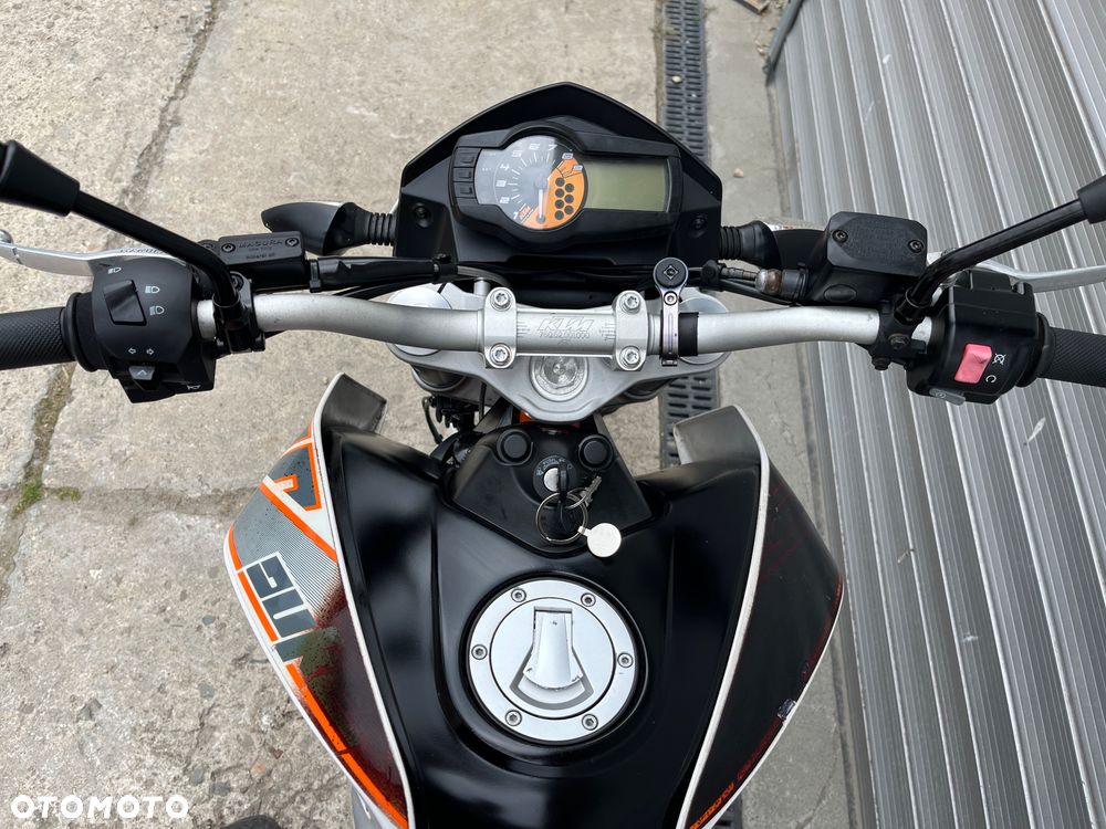 KTM Duke - 9