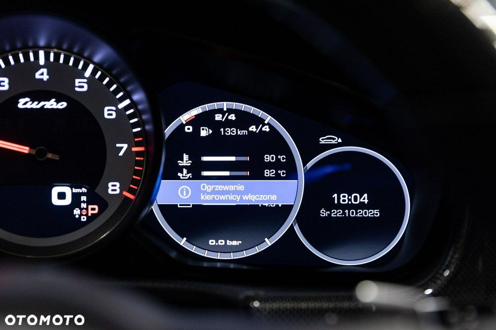 Porsche Panamera Turbo - 38