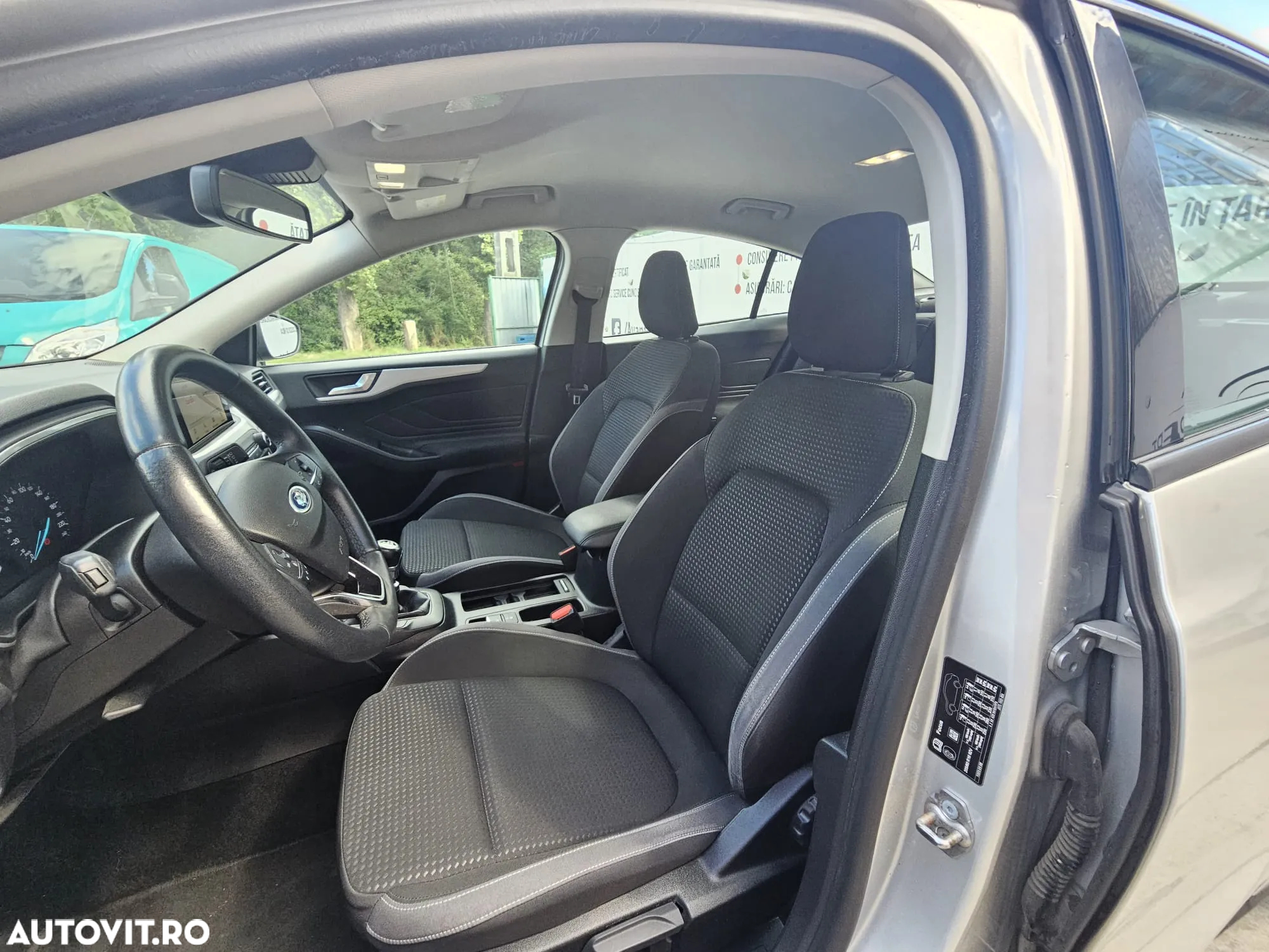 Ford Focus 1.0 EcoBoost Trend Edition - 11