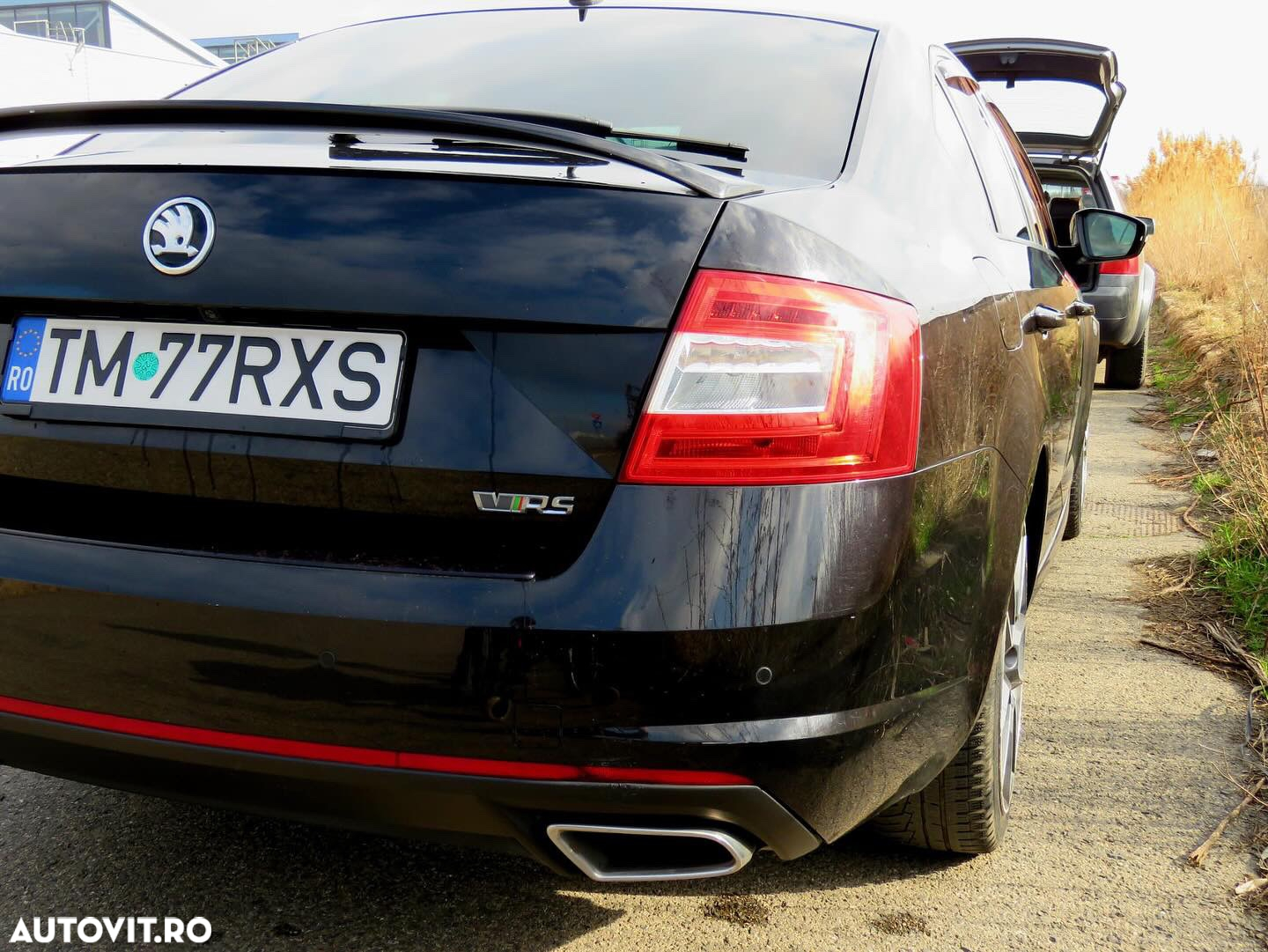 Skoda Octavia 2.0 TDI RS DSG - 16