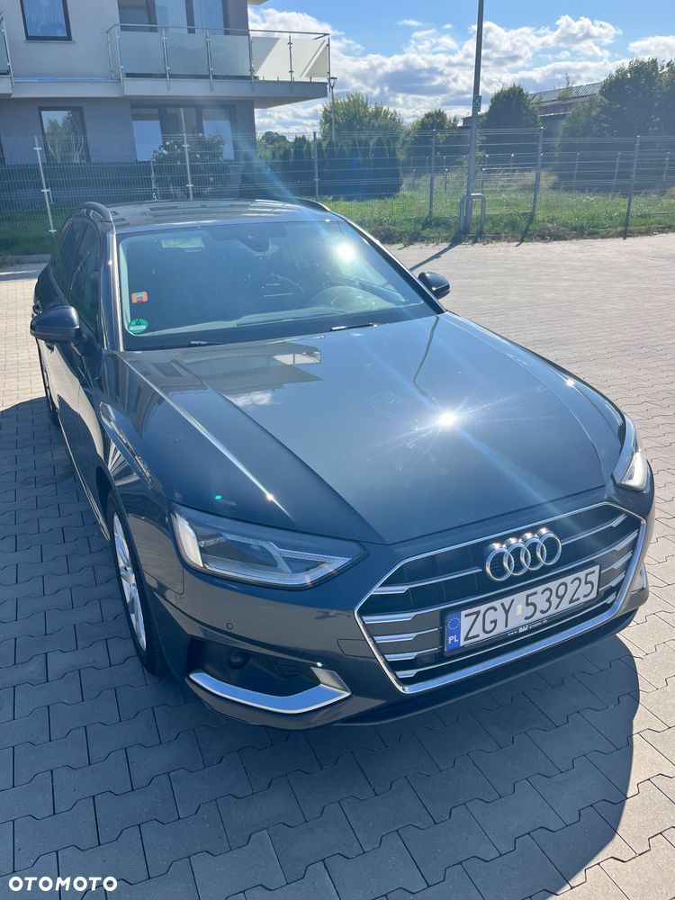 Audi A4 Avant 40 TDI S tronic - 4