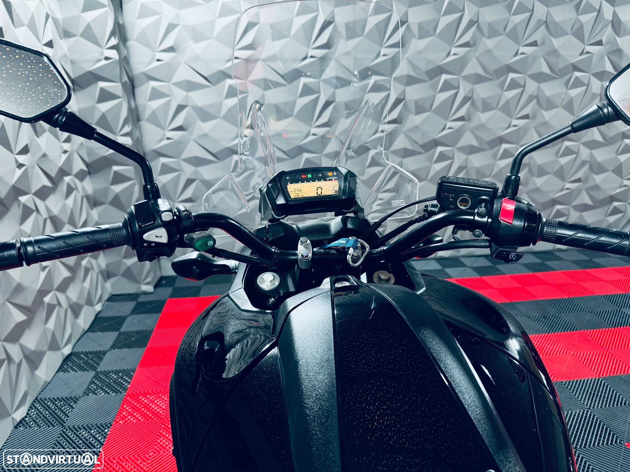 Honda NC700X - 4