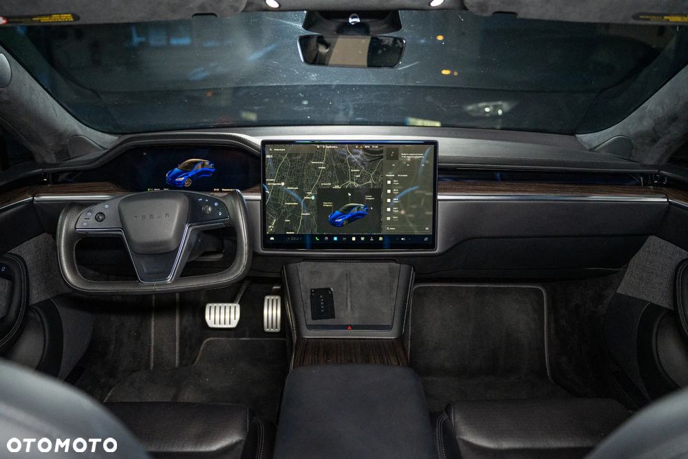 Tesla Model S - 17