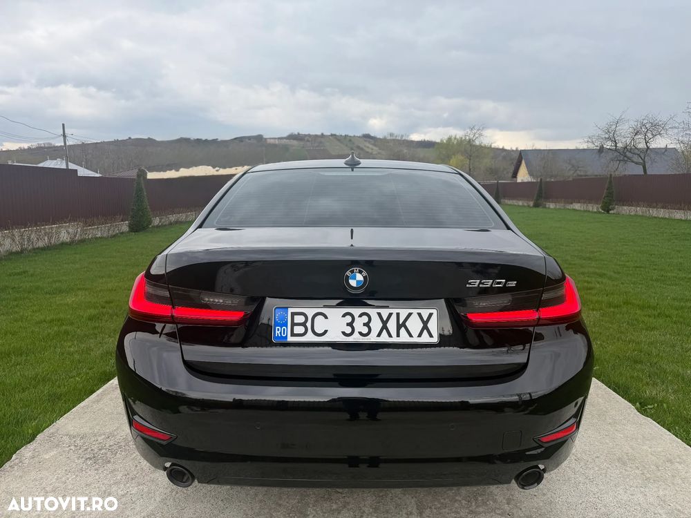 BMW Seria 3 330e AT PHEV - 6