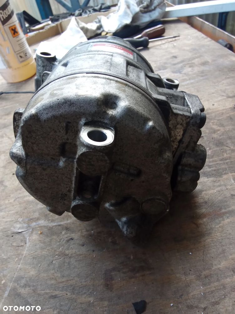 Sprężarka kompresor pompa klimatyzacji BMW E39 7SBU16C 447220 8023 - 4