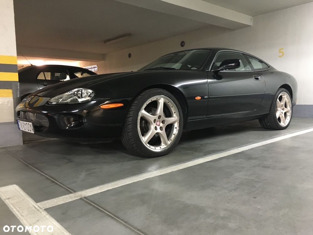 Jaguar XK - 2
