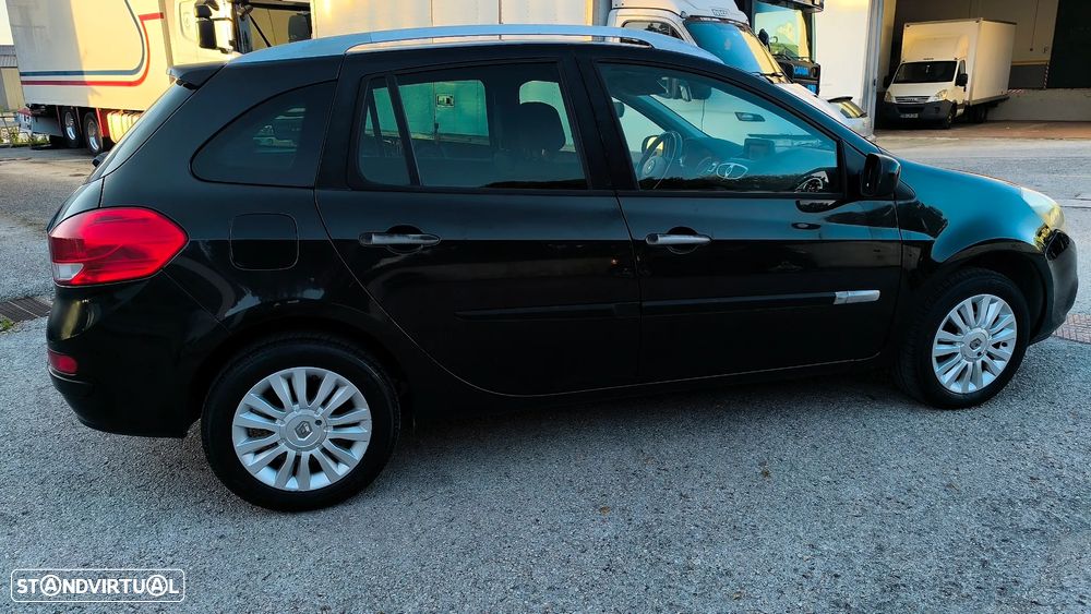 Renault Clio Sport Tourer - 21