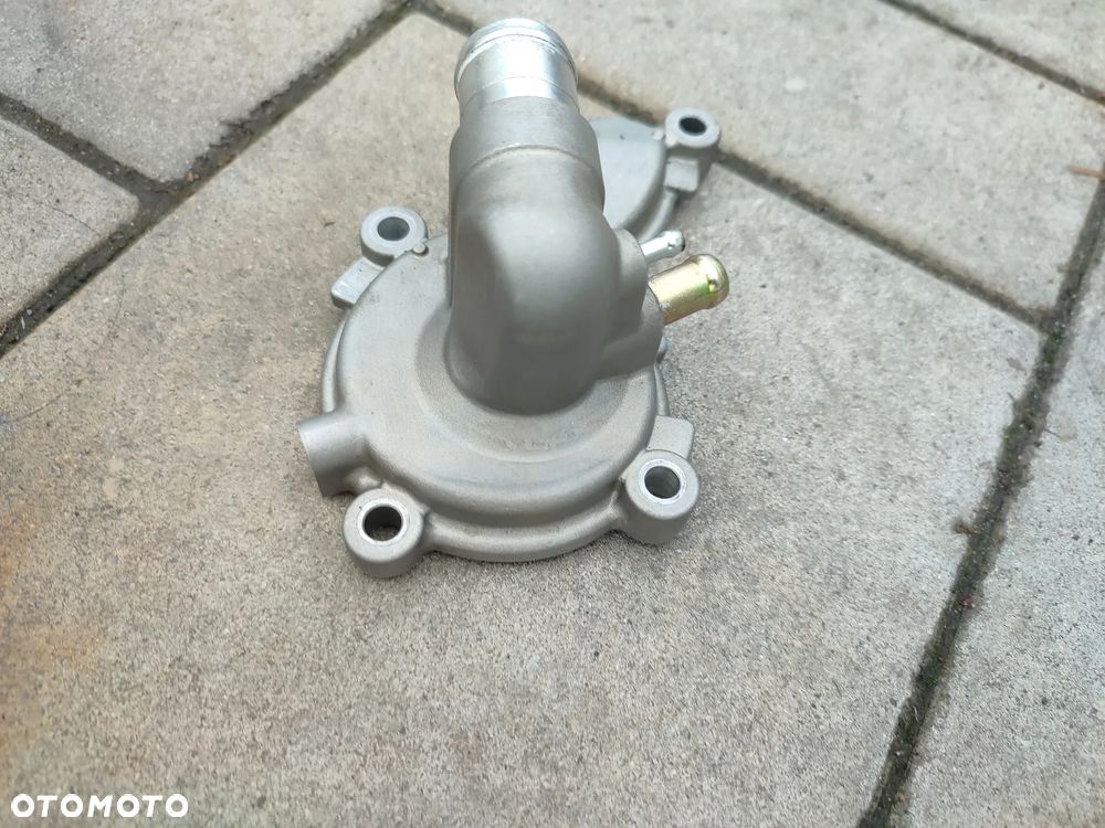 Dekiel, pokrywa pompy wody Kymco AK 550 AK550 - 3