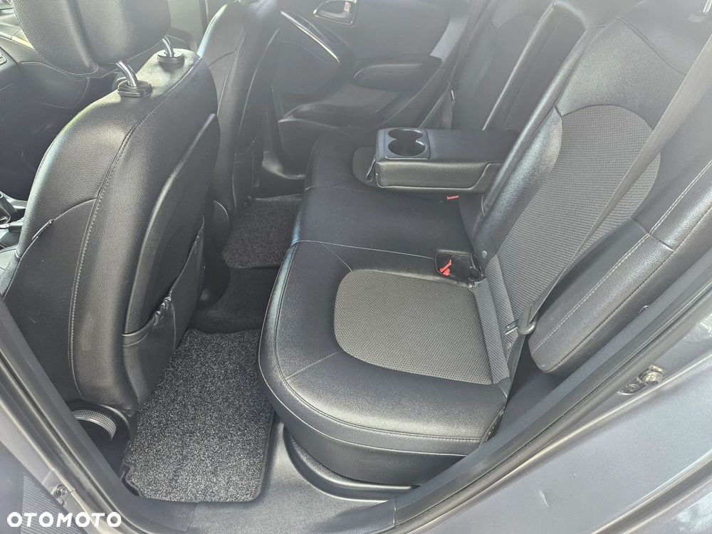 Hyundai ix35 blue 1.6 2WD Finale - 7