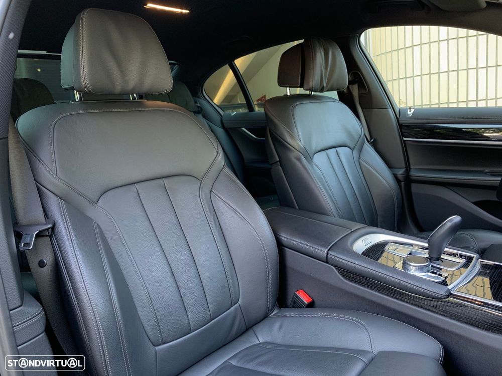 BMW 725 d Pack M - 10