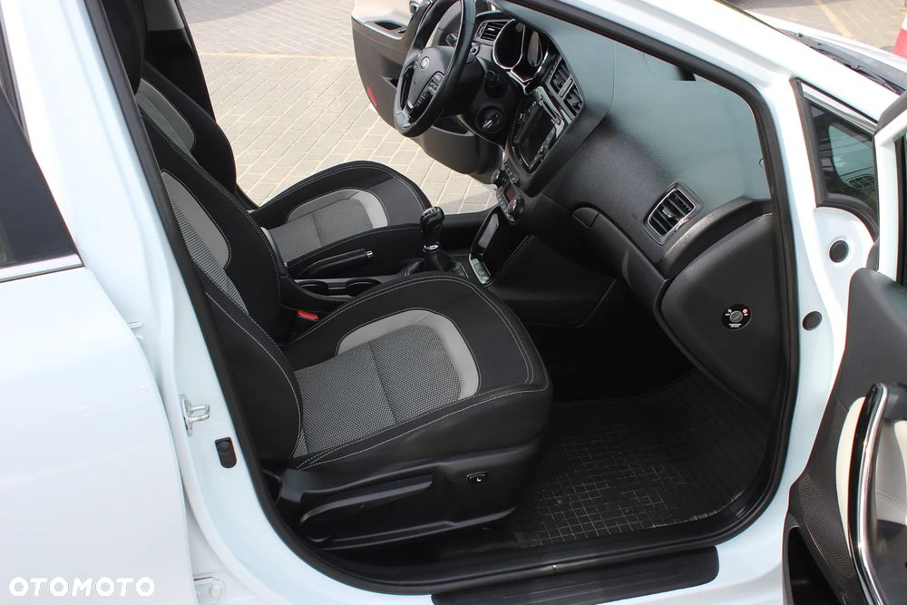 Kia Ceed 1.6 CRDi L Business Line - 35