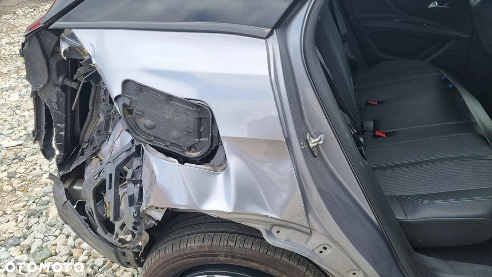 Peugeot 3008 BlueHDi 130 Stop & Start EAT8 Allure - 24