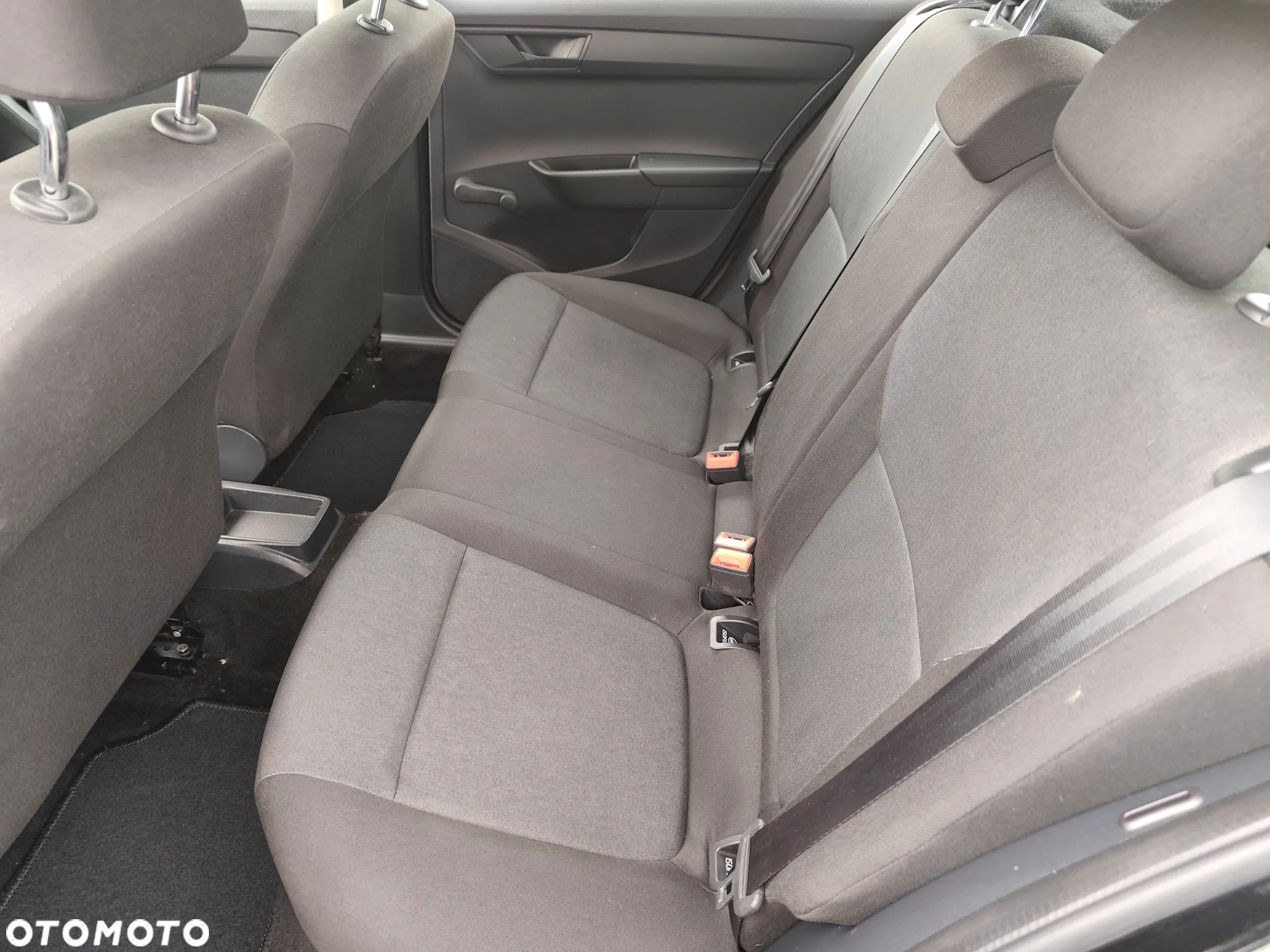 Skoda Fabia 1.0 MPI Active - 18
