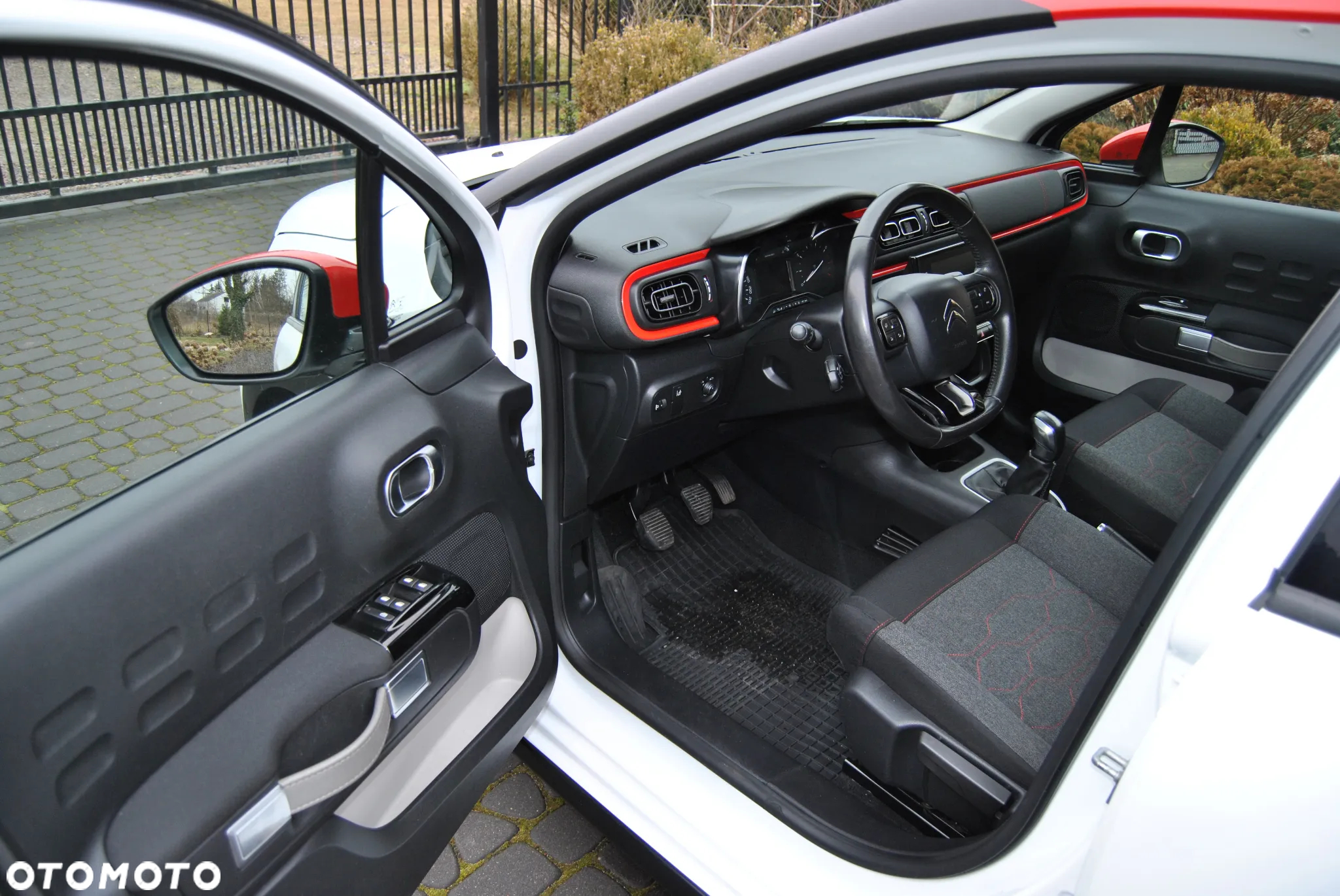Citroën C3 Pure Tech 110 S&S SHINE - 20