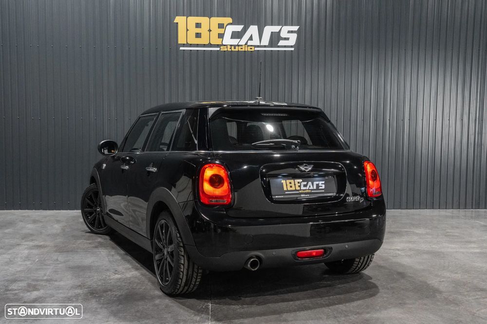 MINI 5 Portas Cooper D - 53