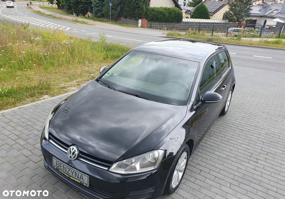 Volkswagen Golf - 26