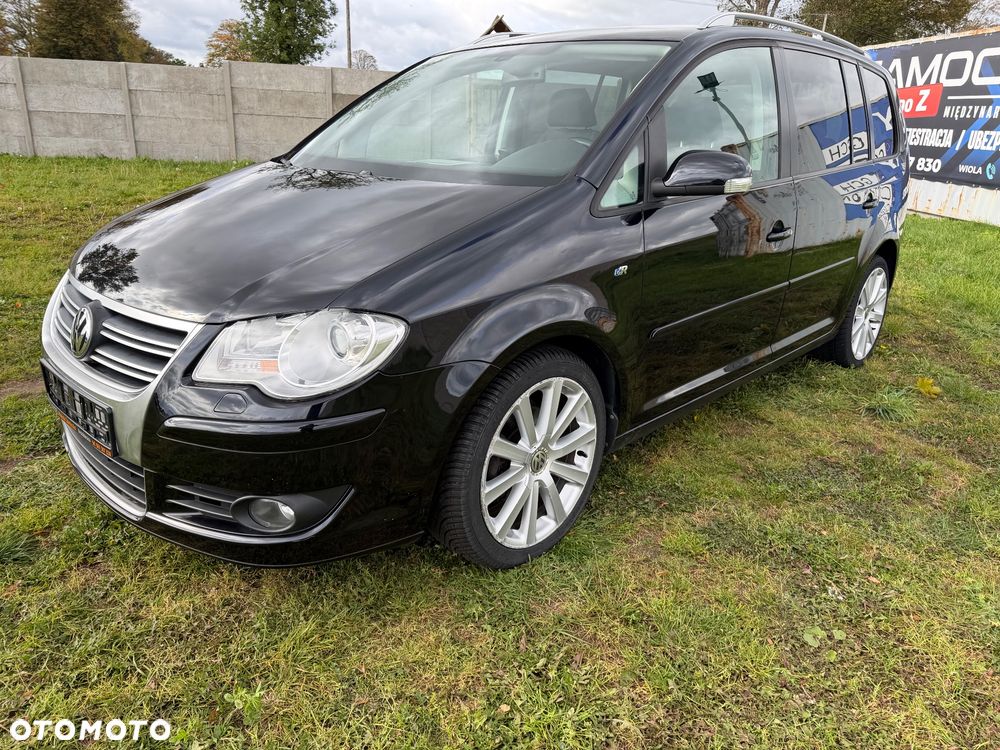 Volkswagen Touran 2009 photo 2