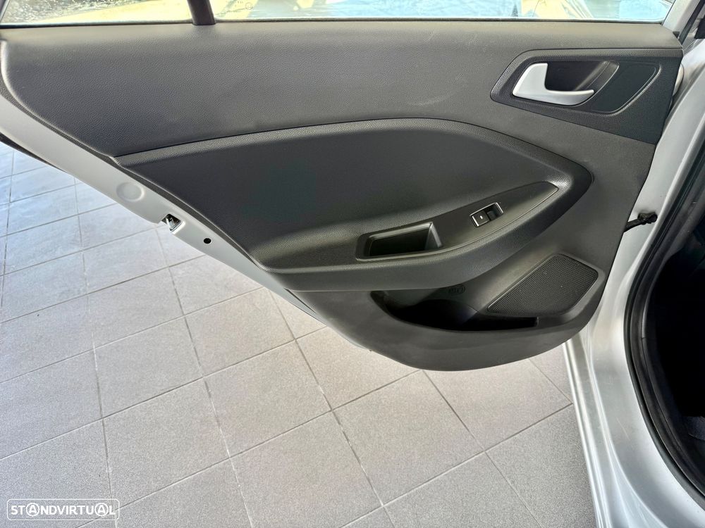 Hyundai i20 1.1 CRDi Style - 14