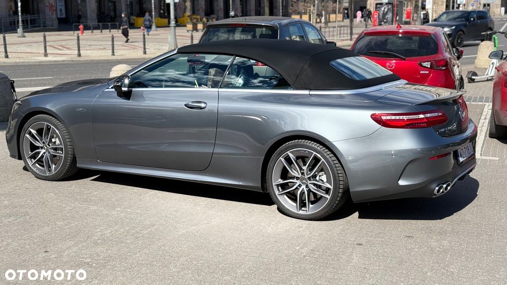 Mercedes-Benz Klasa E AMG 53 Kabriolet 4-Matic+ 9G-TRONIC - 3