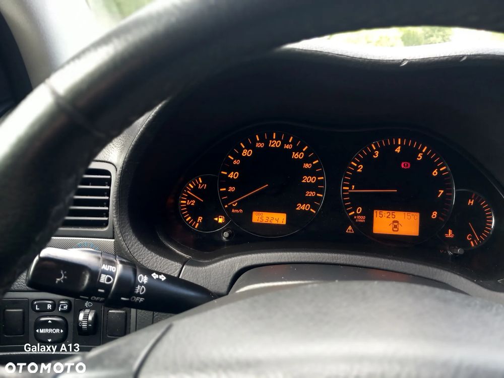 Toyota Avensis 2.0 VVT-i Travel - 12