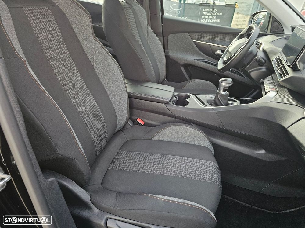 Peugeot 5008 1.5 BlueHDi Active Pack - 25