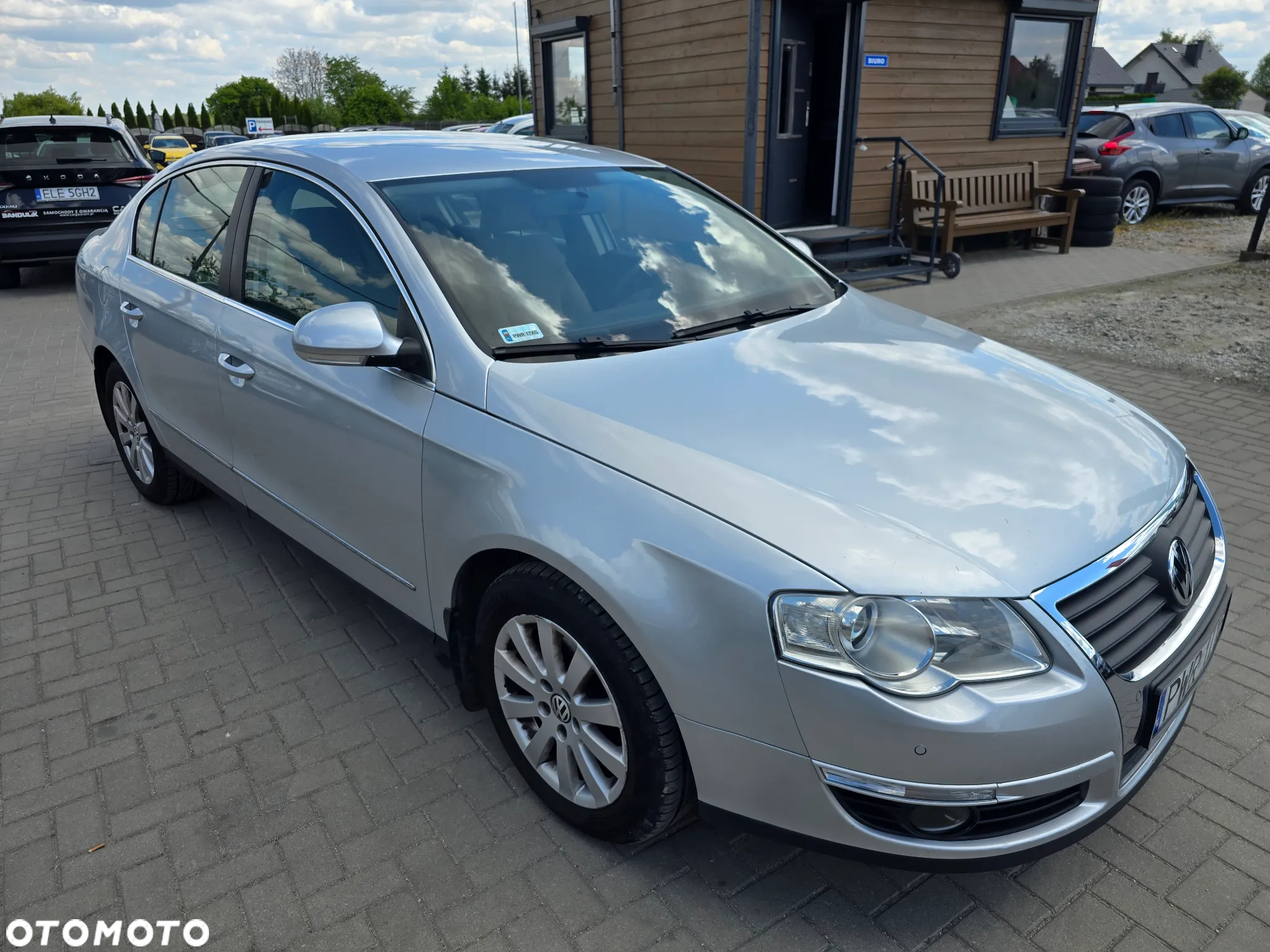 Volkswagen Passat - 2