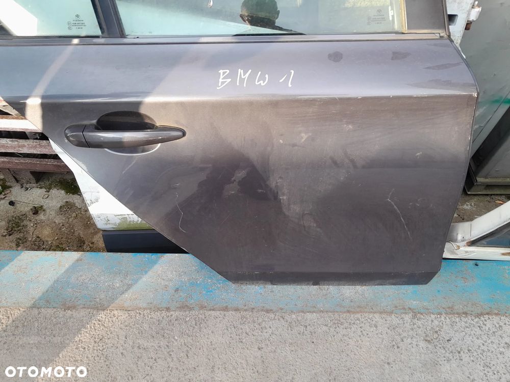 BMW E87 SERIA 1 DRZWI PRAWE TYLNE PRAWY TYŁ - 1