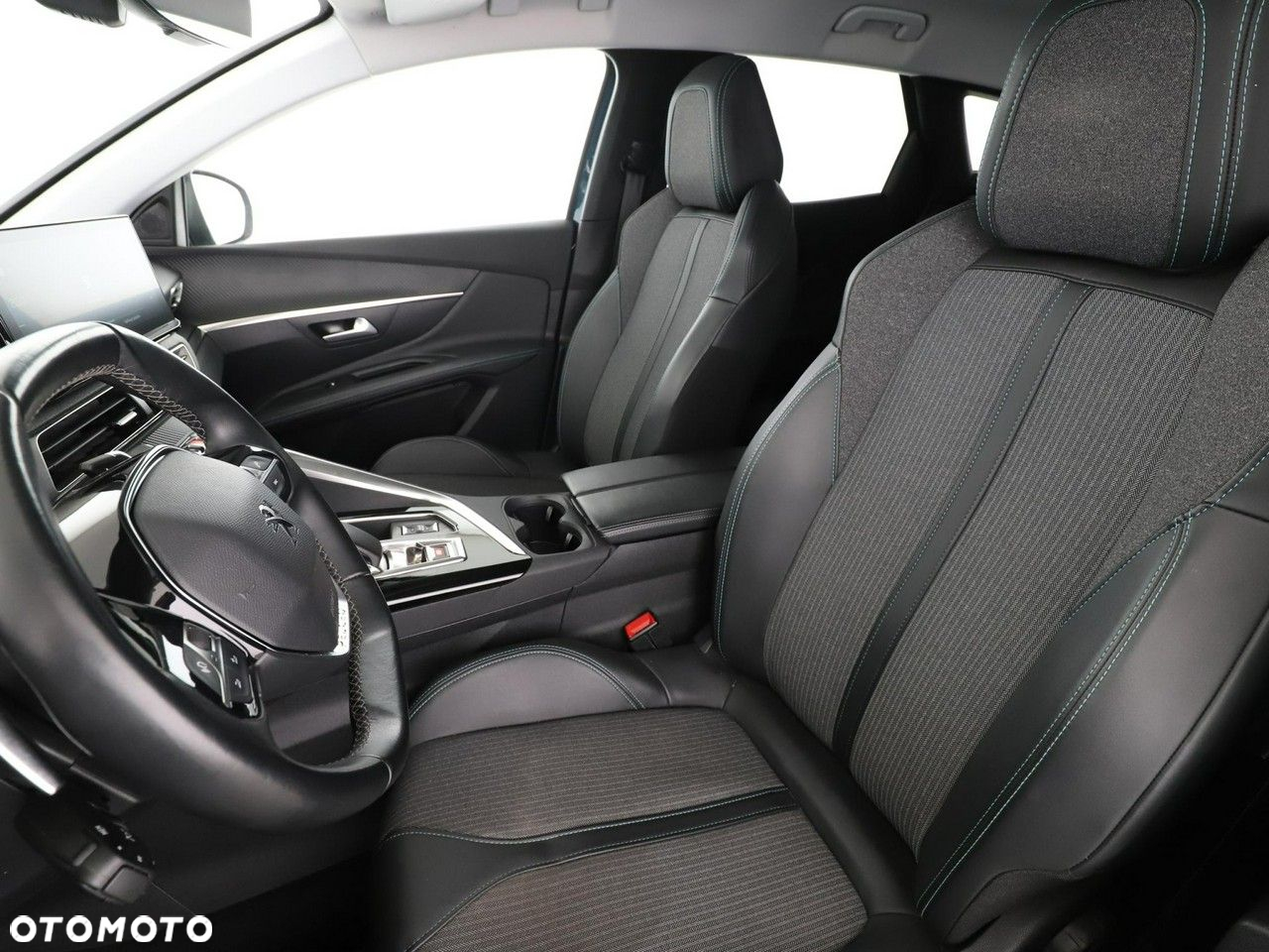 Peugeot 3008 Plug-In Hybrid 225 e-EAT8 Allure Pack - 13