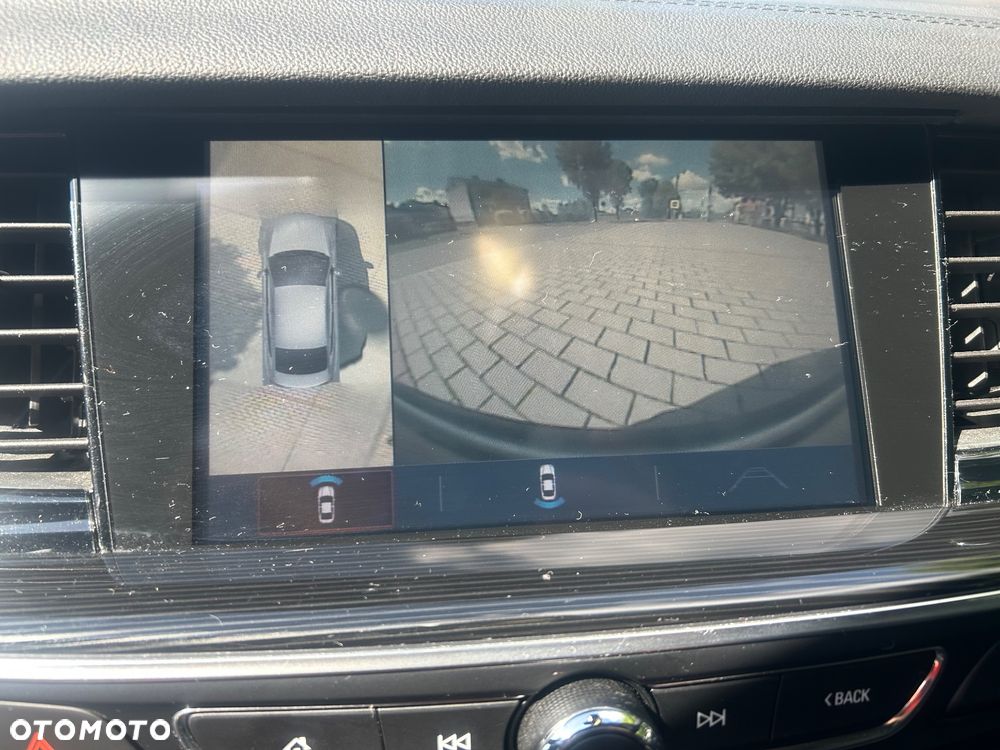 Opel Insignia 2.0 BiTurbo 4x4 Exclusive - 25