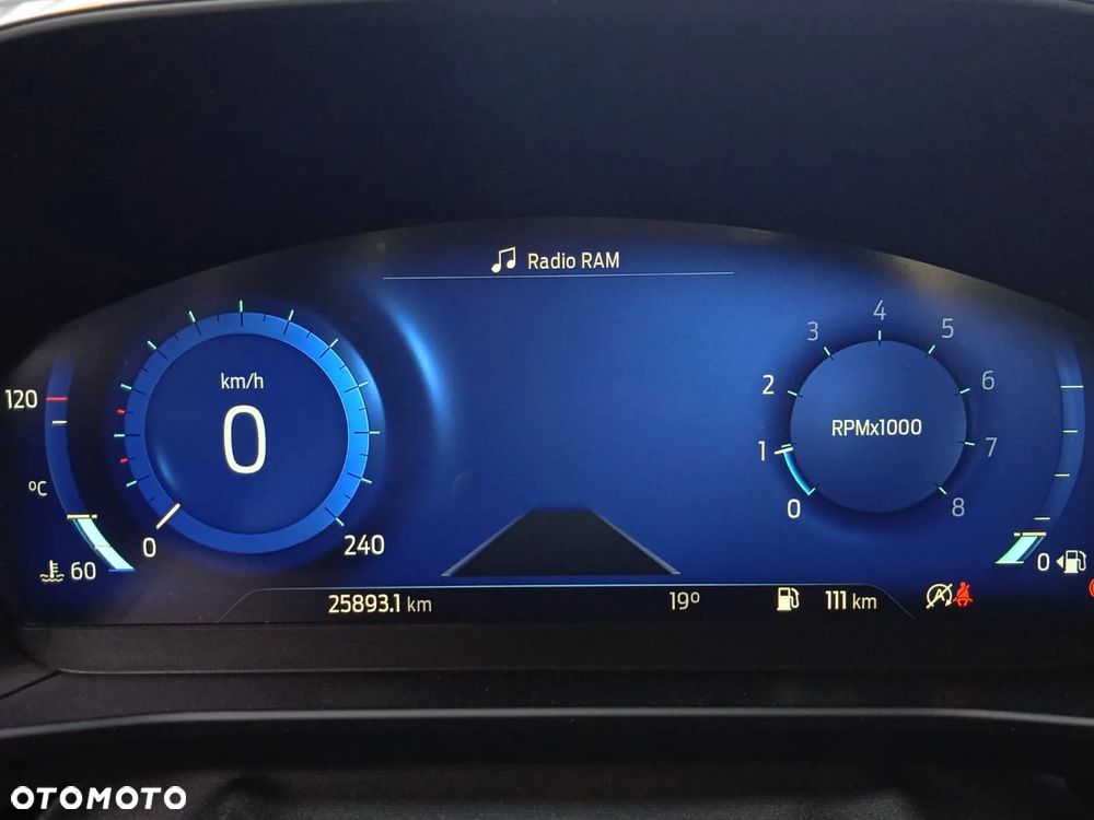 Ford Focus 1.0 EcoBoost Titanium X - 17