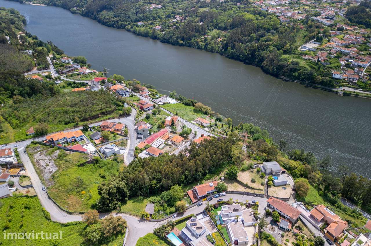 Terreno rustico em solo urbano - 7730 m² de área total - Gondomar - Grande imagem: 4/15