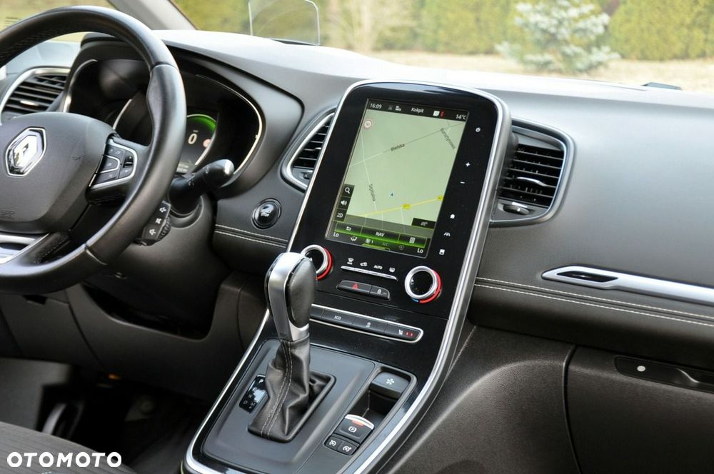 Renault Grand Scenic - 28