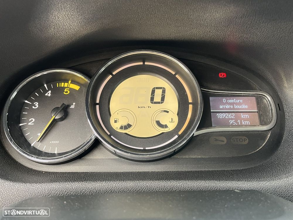 Renault Mégane Sport Tourer - 17