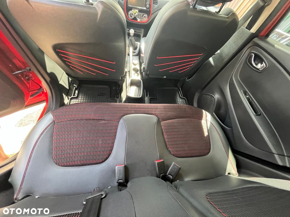 Renault Captur 0.9 Energy TCe Helly Hansen - 17