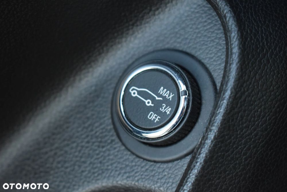 Opel Insignia 2.8 T V6 OPC - 21