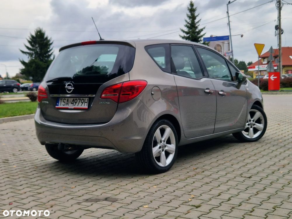 Opel Meriva 1.4 T Cosmo - 11