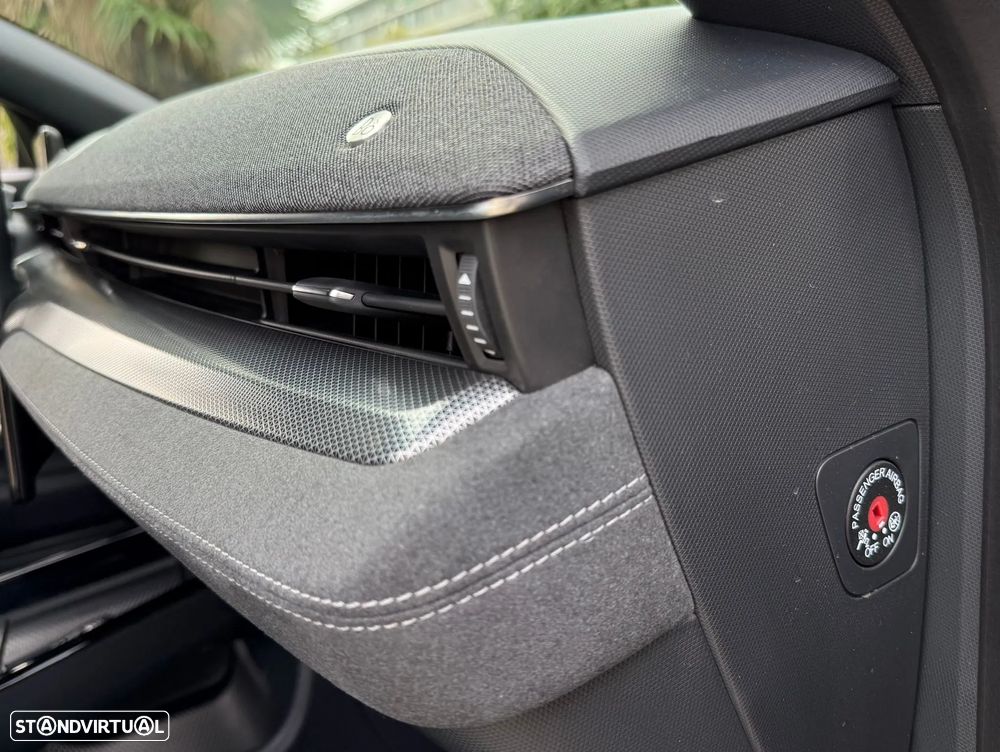 Ford Mustang Mach-E AWD GT - 8