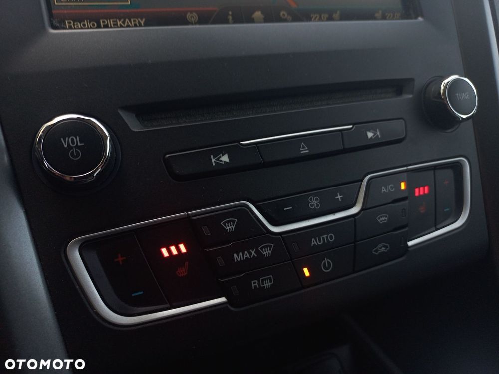 Ford Mondeo 2.0 TDCi Titanium PowerShift - 32