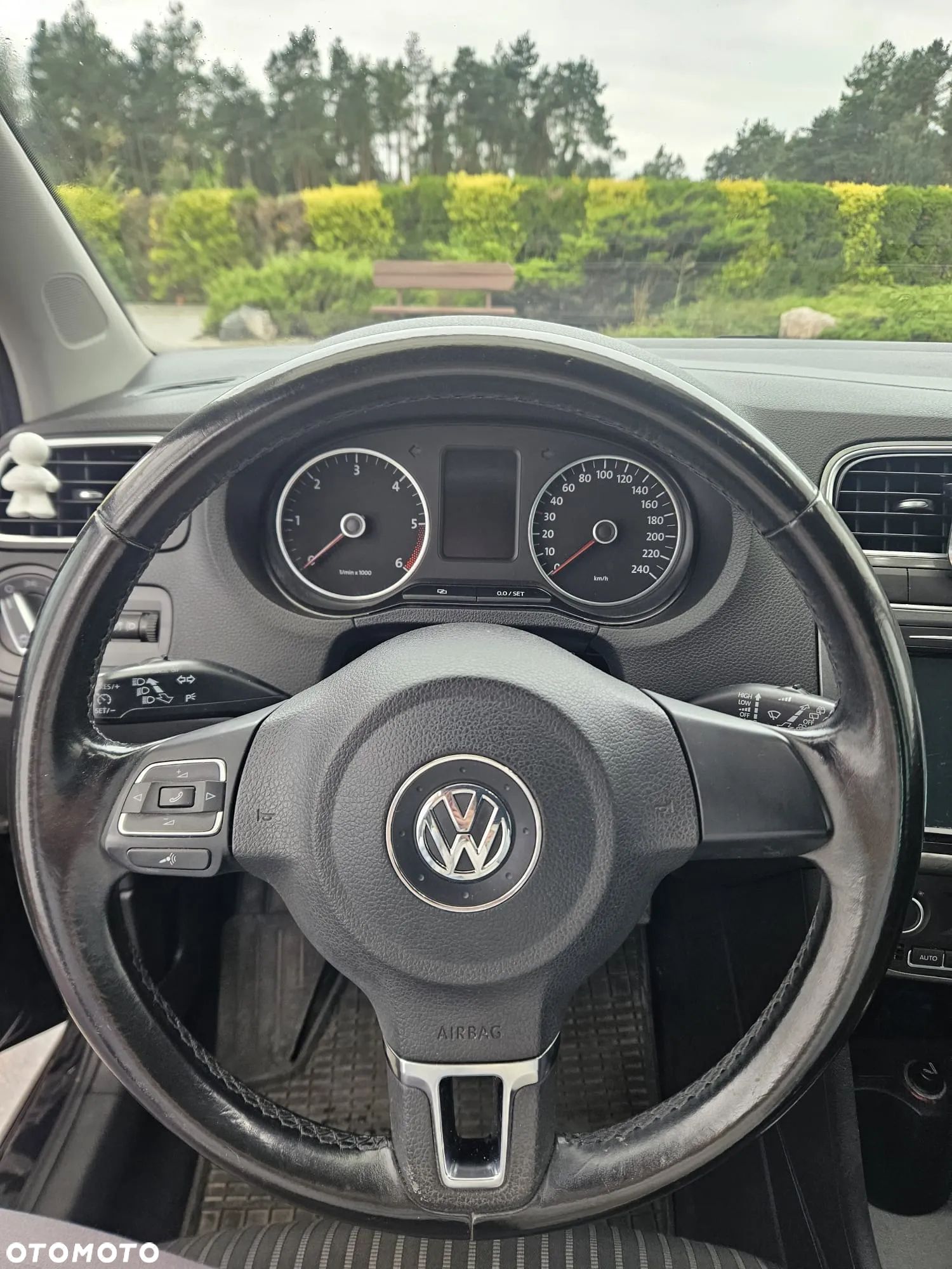 Volkswagen Polo 1.6 TDI DPF Highline - 12