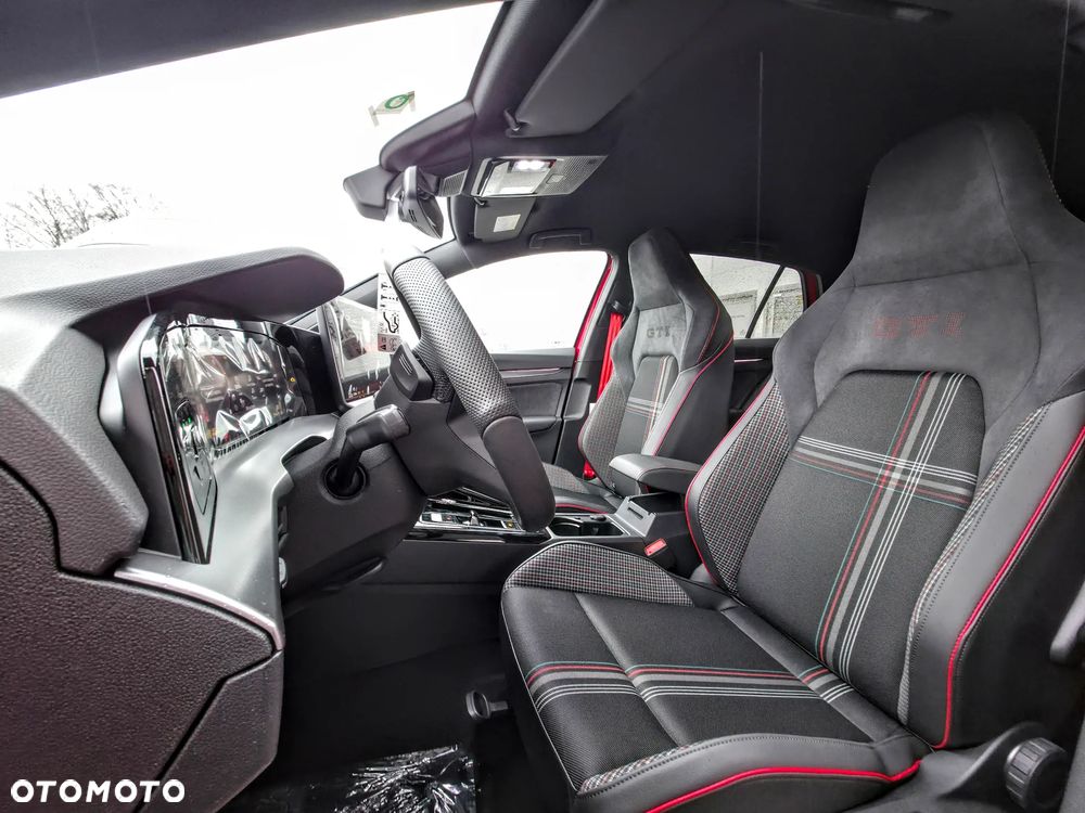 Volkswagen Golf 2.0 TSI GTI Edition 50 DSG - 12