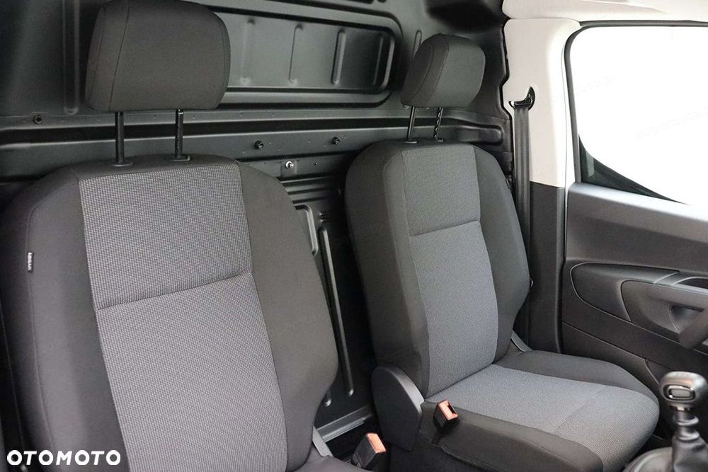 Opel Combo Van XL L2H1 1.5 130KM - 9