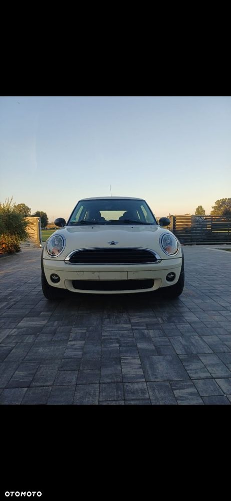 MINI ONE - 3