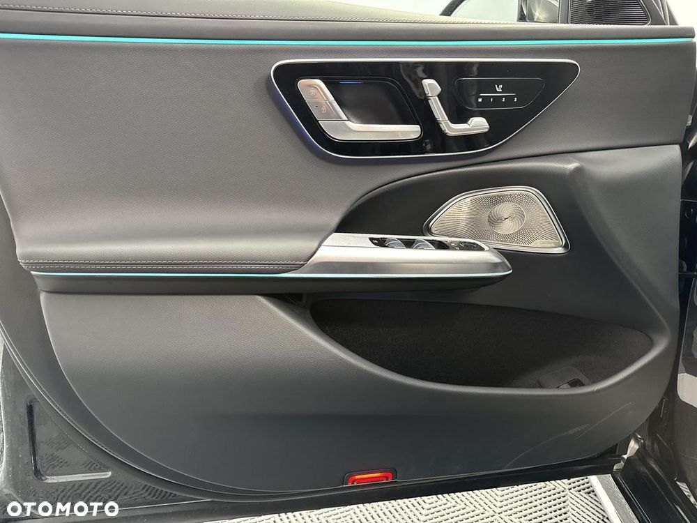 Mercedes-Benz Klasa E 300 de PHEV AMG 9G-Tronic - 11