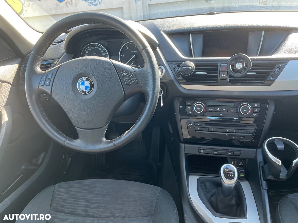 BMW X1 sDrive18d - 8