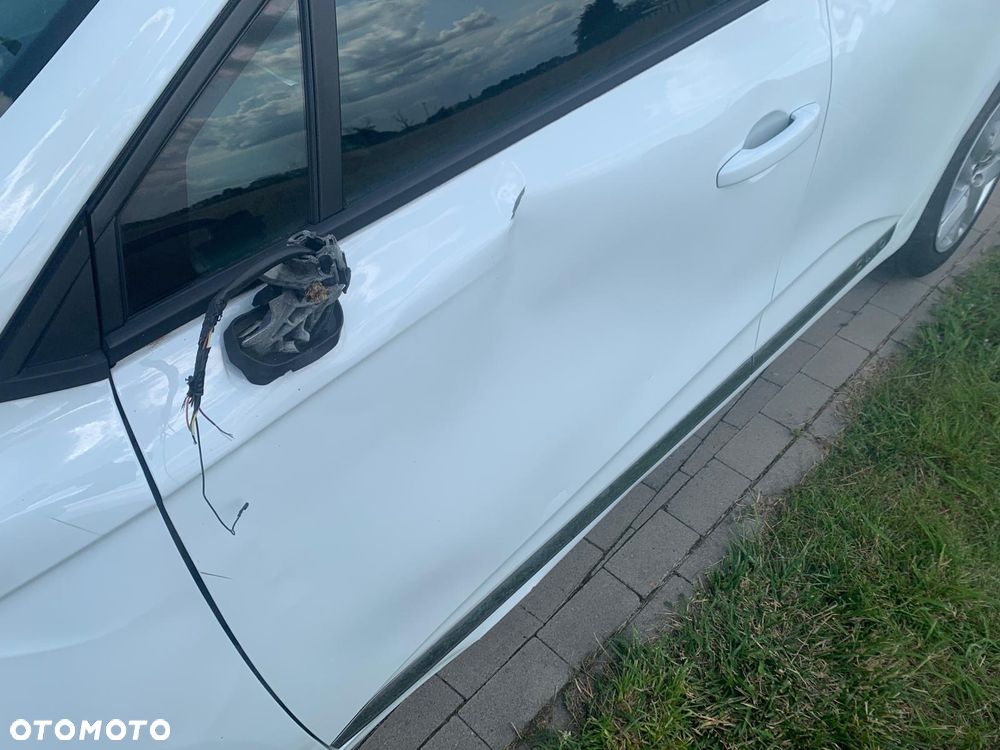Renault Clio (Energy) dCi 90 Start & Stop INTENS - 12