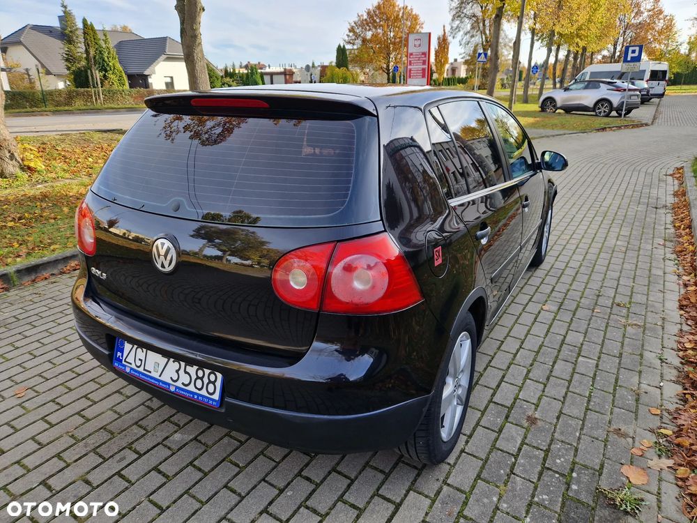 Volkswagen Golf - 15