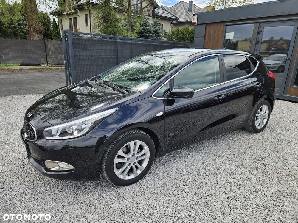 Kia Ceed 1.4 CVVT Dream Team Edition - 3